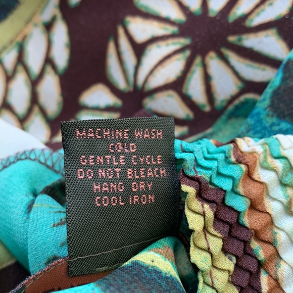 Sere Nade Abstract Print 2 Piece Top Set- Tank & Topper Cardigan Large - Picture 12 of 12